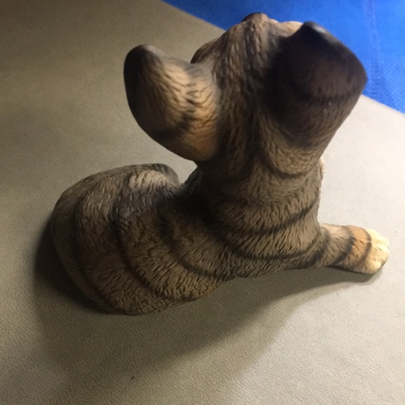 Harvey Knox Kingdom porcelain cat - Picture 2 of 7